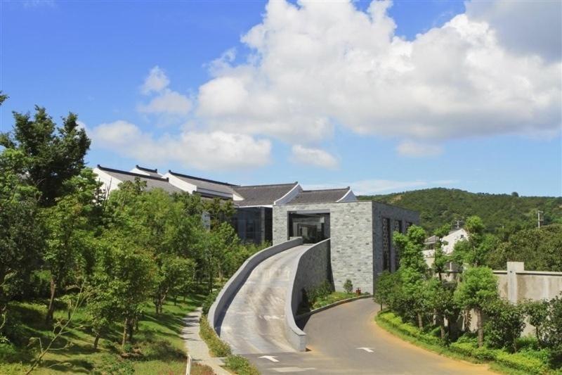 Suzhou Hanyuan Yacht&Resort Hotel Экстерьер фото